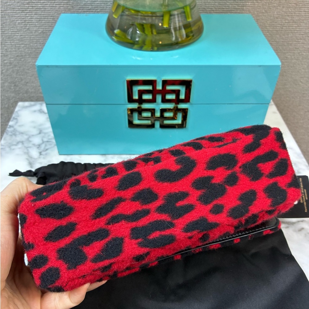 Versace Quilted Wool Red & Black Leopard Medusa Shoulder Bag - NWT Retail $1600 - Picture 7 of 11